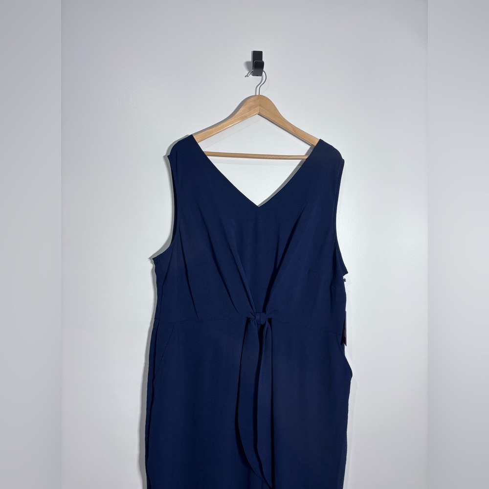 Vince Camuto Plus Size 3X Classic Navy Front Tie Jumpsuit NWT - Picture 3 of 9